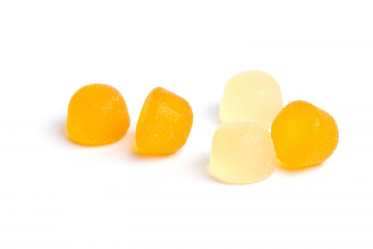 Orange and lemon flavoured supplement gummies.